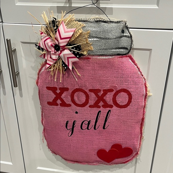 Pink Burlap XOXO Wall Hanging - Picture 1 of 8